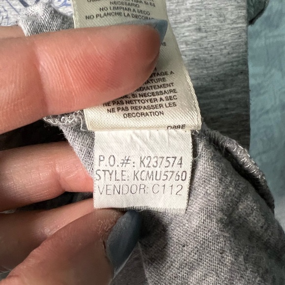 DKNY Jeans Gray Compass Short Sleeved Tee - size Large - Picture 8 of 9